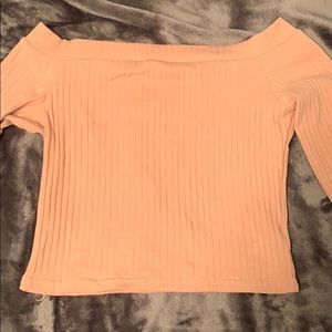Off the shoulder pink long sleeve cropped tee